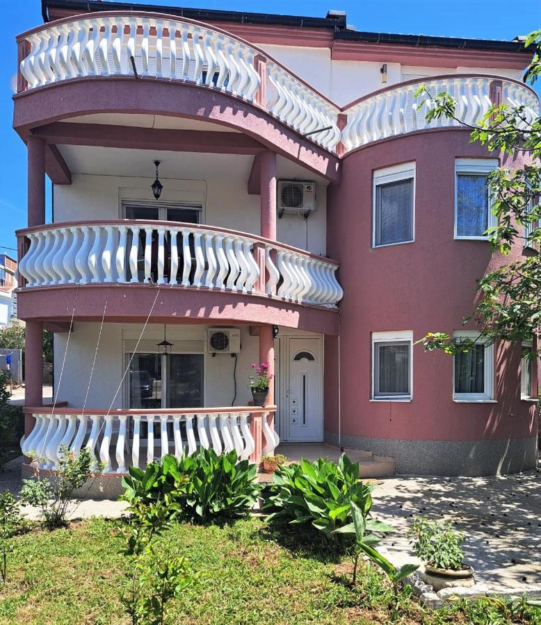 Montenegro Smile Apartments Dobra Voda Esterno foto